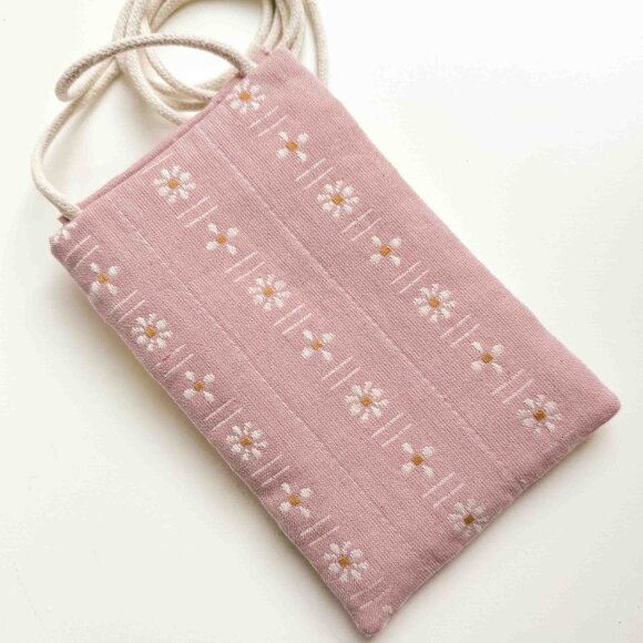 Handmade boston terrier patchwork cell phone/passport bag - Picture 10 of 10